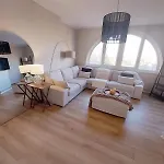 Light, Spacious Flat On Brixton Hill