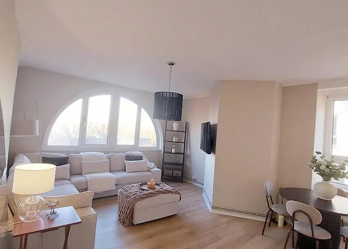 Light, Spacious Flat On Brixton Hill